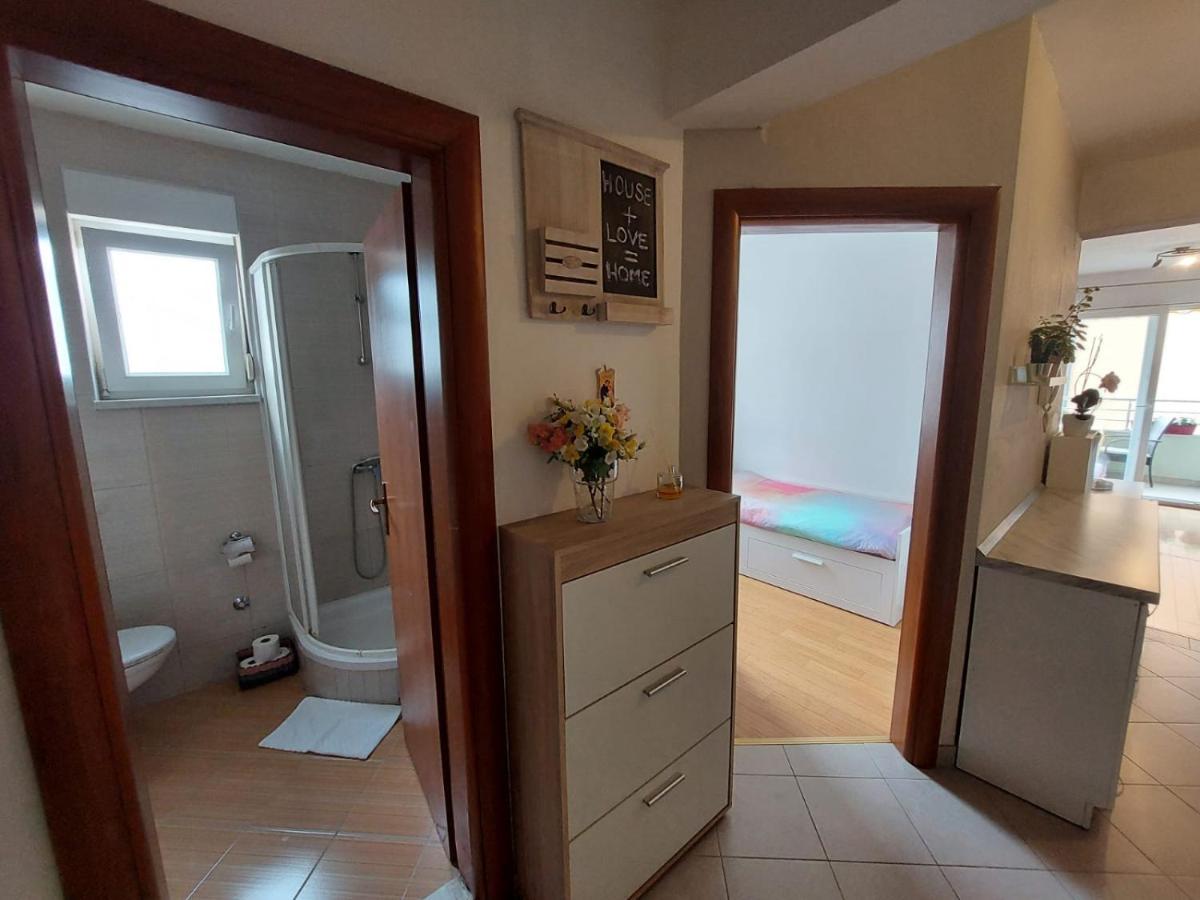 Apartment Vira Макарска Екстериор снимка